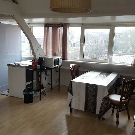 Peterson's Rooms&rentals